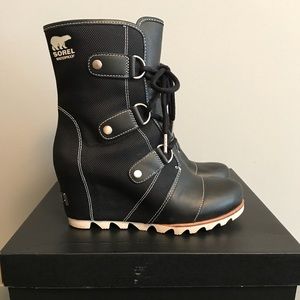 Sorel Joan of Arctic Wedge Mid X Celebration